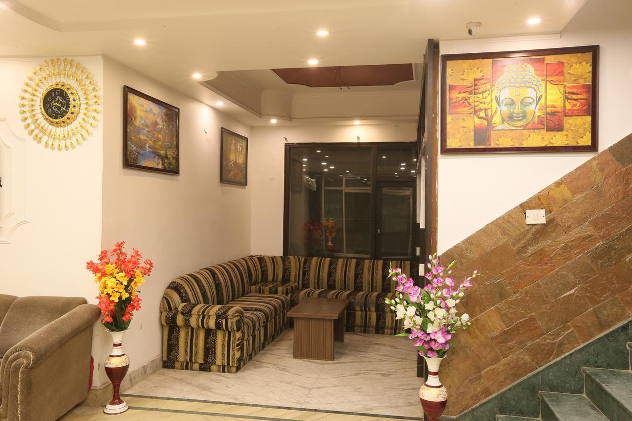 Hotel Katra Residency Buitenkant foto